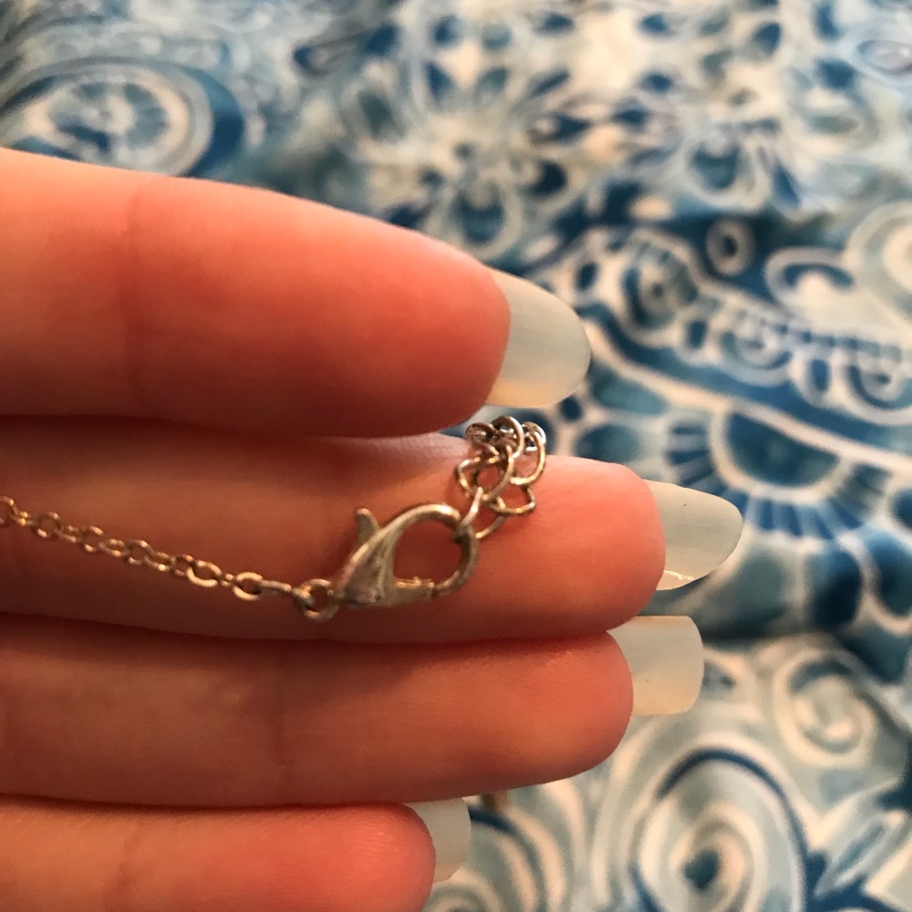 💋SOLD💋Disney Minnie Mouse Necklace - Picture 4 of 4